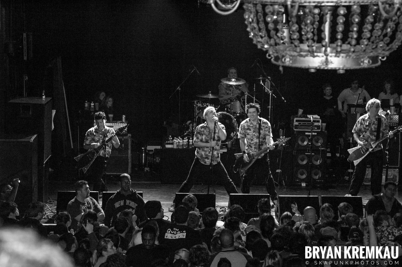 Me First and the Gimme Gimmes @ Irving Plaza, NYC - 1.9.05 (2)