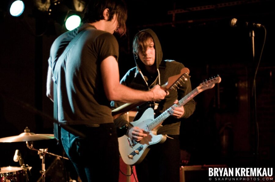 Useless Keys @ Mercury Lounge, NYC - 9.24.09 (8)