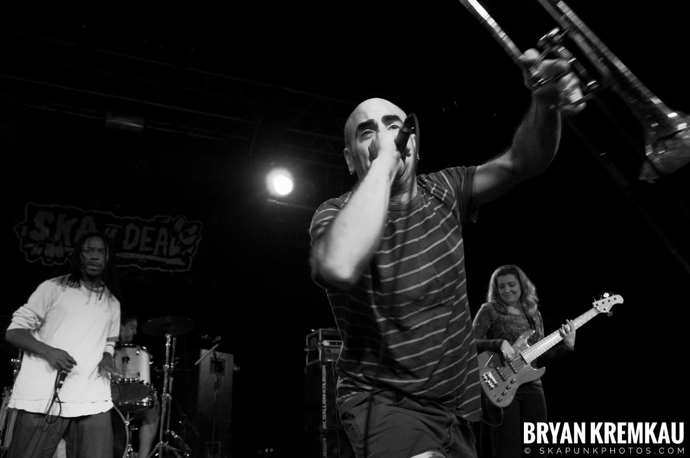Pilfers (Ska is Dead Tour) @ Starland Ballroom, Sayreville, NJ - 11.15.09 (34)