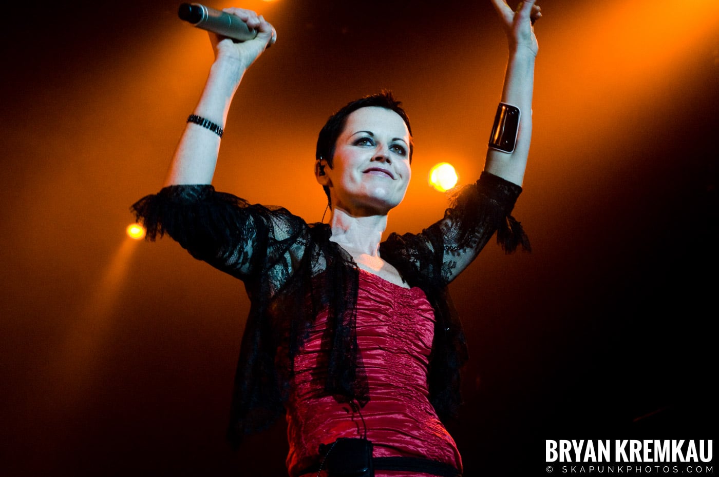 The Cranberries @ Nokia Theatre, NYC - 11.18.09 (12)