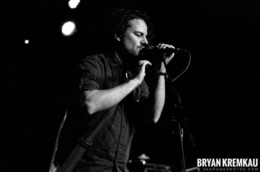 PVT @ Brooklyn Bowl, Brooklyn, NY - 3-30-11 (8)