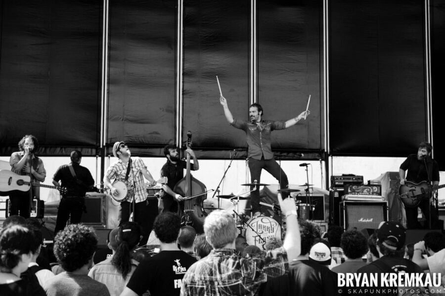 Larry and His Flask @ Riot Fest 2012, Williamsburg Park NY - 9.8.12 (9)