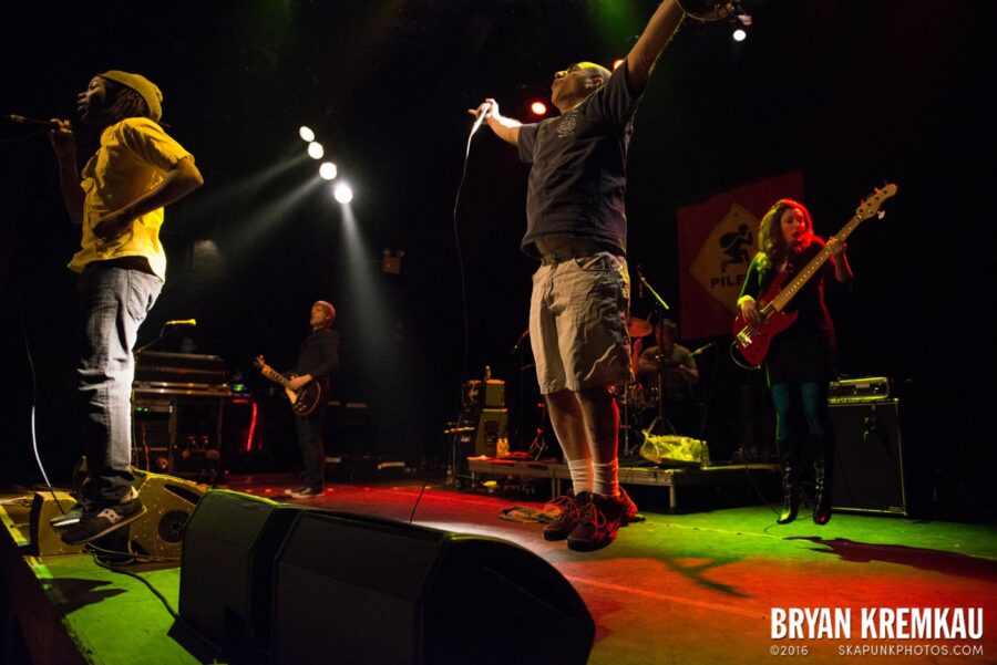 Pilfers @ Gramercy Theatre, NYC - 1.19.14 (47)