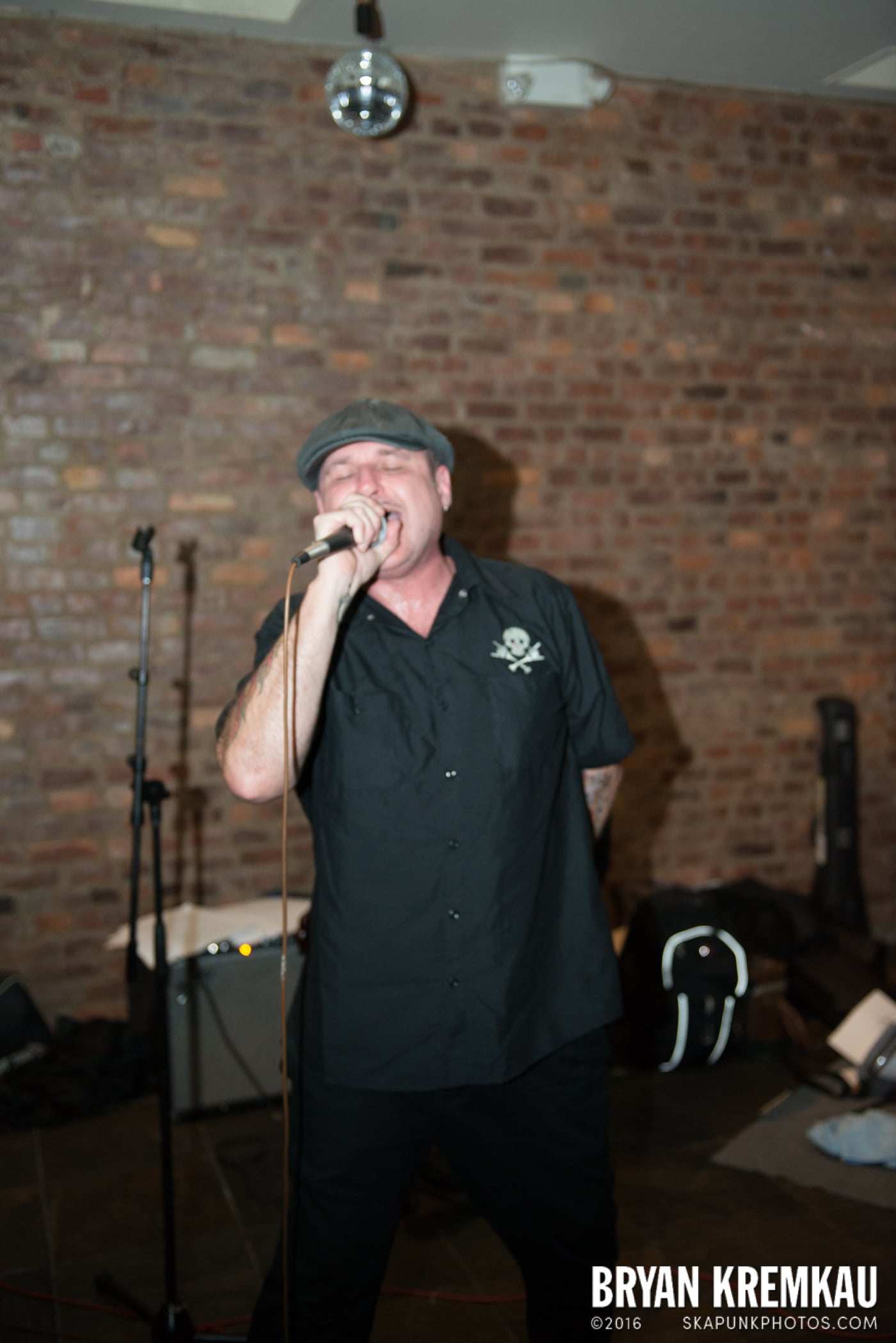 Pete Porker with The Pandemics @ Characters, NYC - 1.3.15 (16)