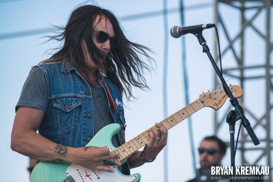 toyGuitar @ Stone Pony Summer Stage, Asbury Park, NJ - 8.15.15 (10)