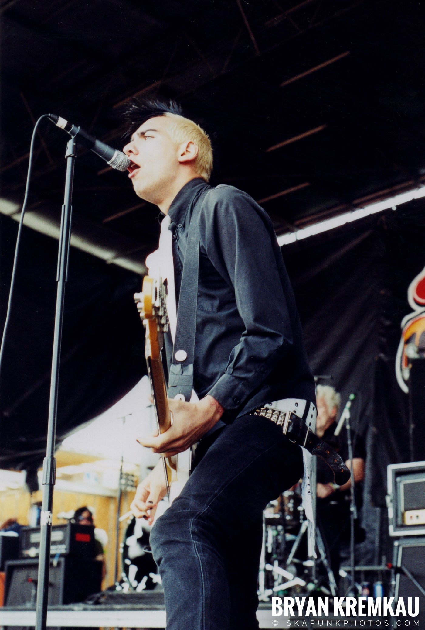 Anti-Flag @ Vans Warped Tour, Randall's Island, NYC - 8.7.04 (4)