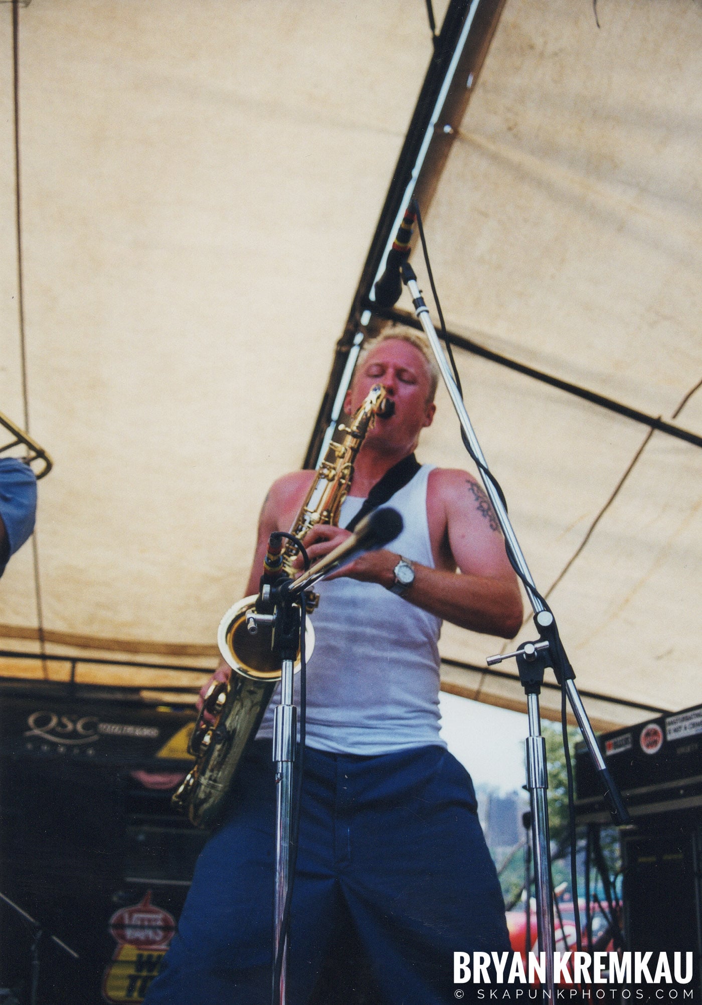 Buck O Nine @ Vans Warped Tour, Randall's Island, NYC - 8.1.98 (5)