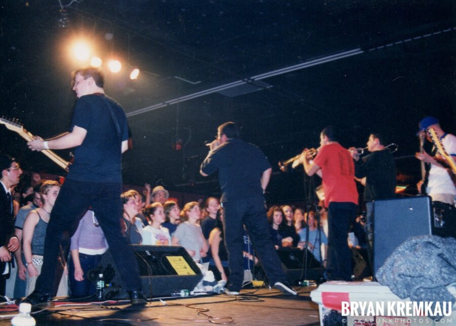 Edna's Goldfish @ Skater's World, Wayne, NJ - 7.29.99 (7)
