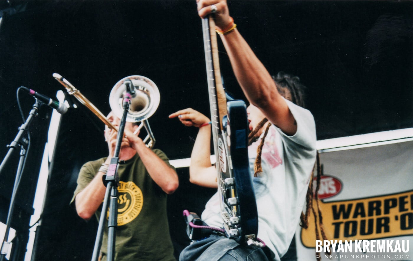 Less Than Jake @ Vans Warped Tour, Randall's Island, NYC - 8.4.01 (13)
