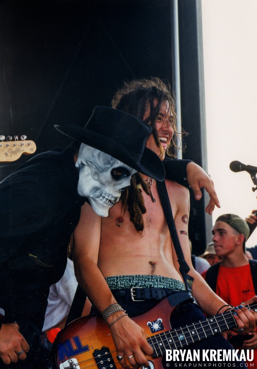 Less Than Jake @ Vans Warped Tour, Randall's Island, NYC - 7.16.99 (11)
