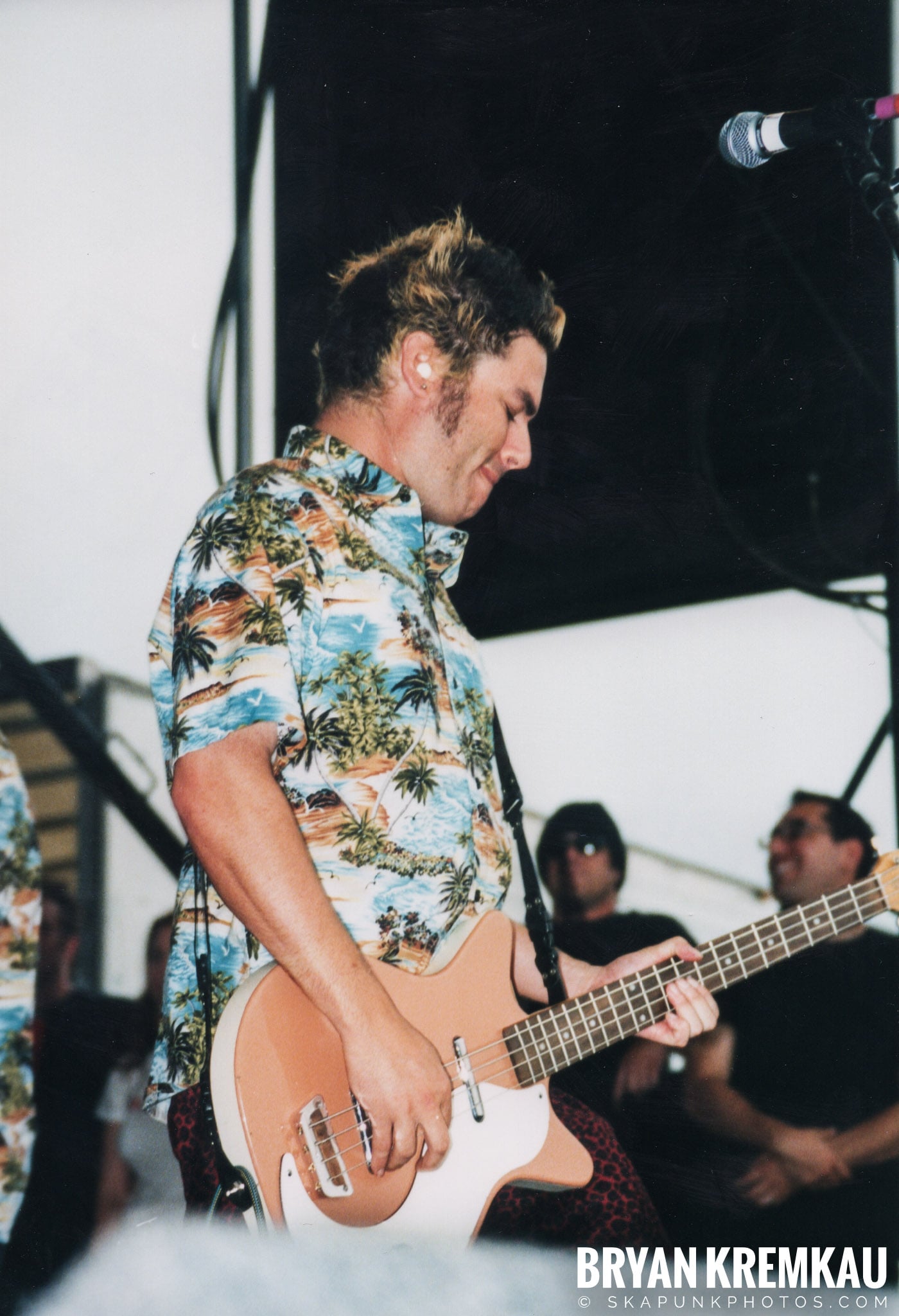 Me First and The Gimme Gimmes @ Vans Warped Tour, Randall's Island, NYC - 8.4.01 (13)